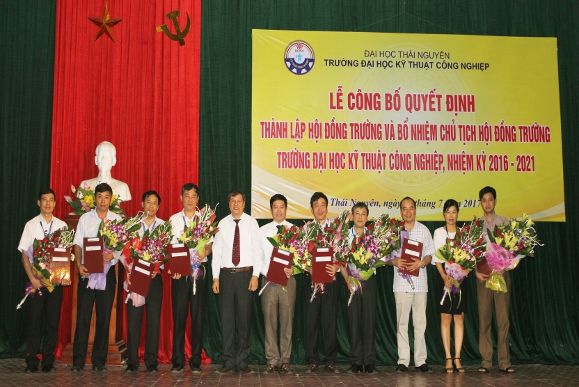 Sự kiện TNUT