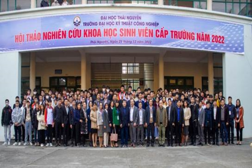 Trường Đại học Kỹ thuật Công nghiệp tổ chức hội thảo nghiên cứu khoa học sinh viên cấp trường năm 2022