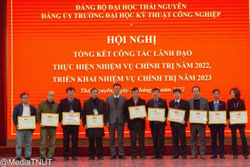 Hội nghị Tổng kết công tác lãnh đạo thực hiện nhiệm vụ chính trị 2022, triển khai nhiệm vụ chính trị 2023