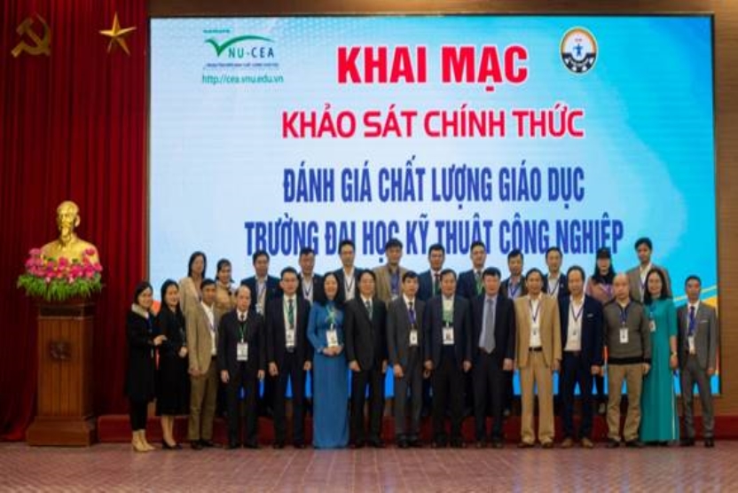 Khai mạc chương trình khảo sát chính thức đánh giá chất lượng giáo dục trường Đại học Kỹ thuật Công nghiệp