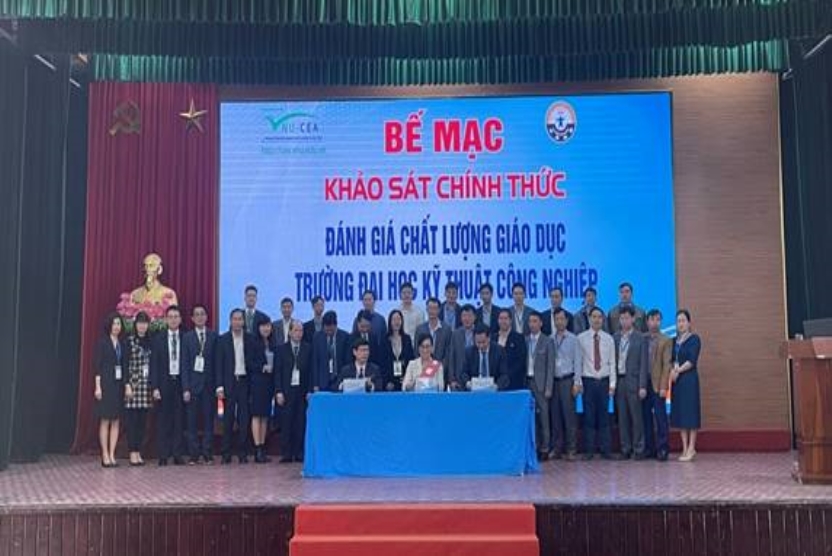 Bế mạc Chương trình khảo sát chính thức đánh giá chất lượng giáo dục trường Đại học Kỹ thuật Công nghiệp