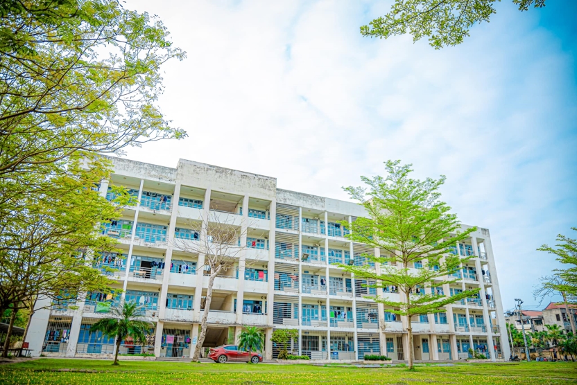 Hướng dẫn xét tuyển đại học chính quy năm 2023