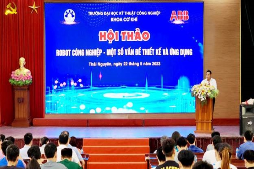 Hội thảo “Robot công nghiệp - một số vấn đề về thiết kế và ứng dụng”