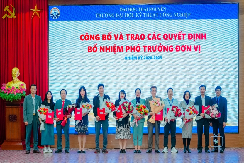 Trường Đại học Kỹ thuật Công nghiệp tổ chức lễ Công bố quyết định bổ nhiệm Lãnh đạo, cán bộ quản lý