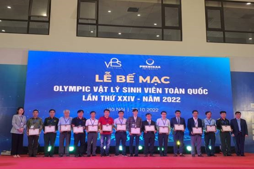 Trường Đại học Kỹ thuật Công nghiệp dành thành tích xuất sắc tại cuộc thi olympic Vật lý sinh viên toàn quốc lần thứ XXIV - năm 2022